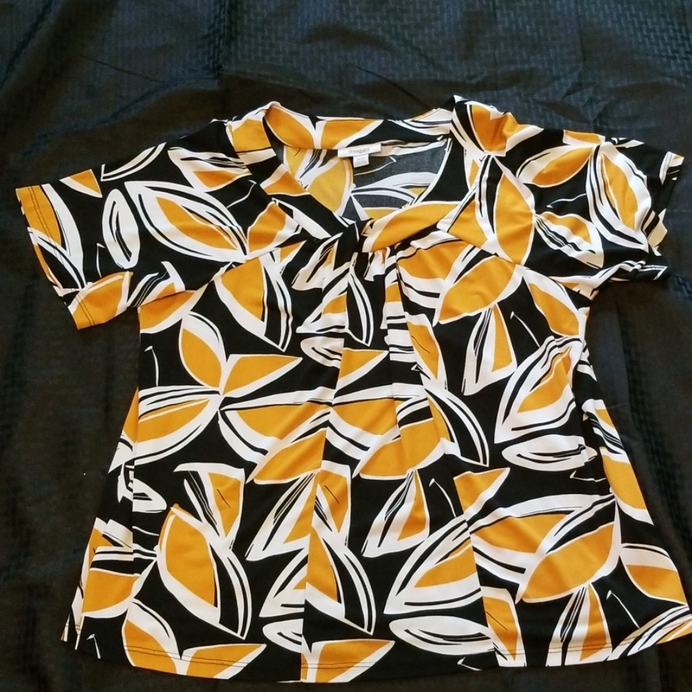 Dress Barn womens 18/20 short sleeve blouse